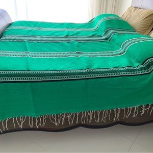 Hand Made wool blanket king size Morocco Berbere